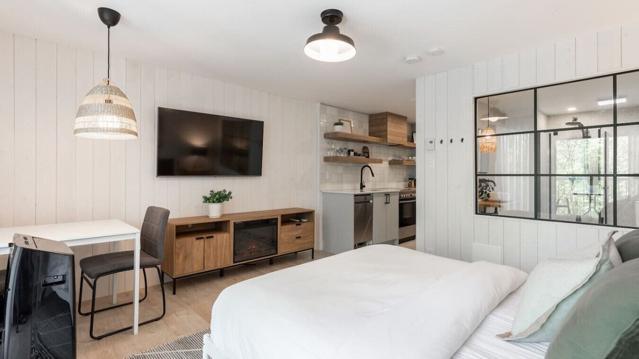 Photo of Bedroom in Mont-Tremblant Village