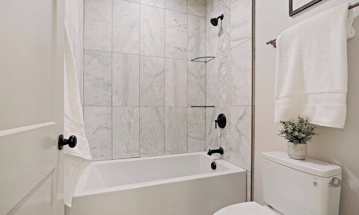 Photo of Bathroom in Midway