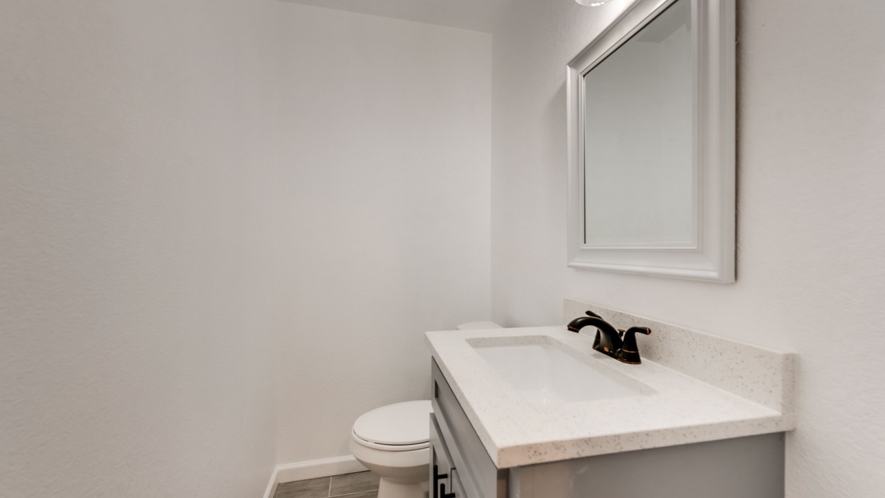 Photo of Bathroom in River Oaks