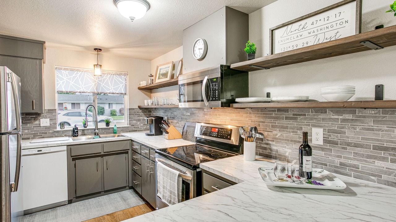 Photo of Others in Enumclaw