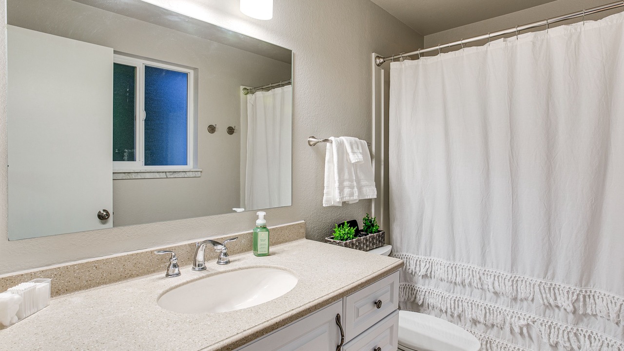 Photo of Bathroom in Enumclaw