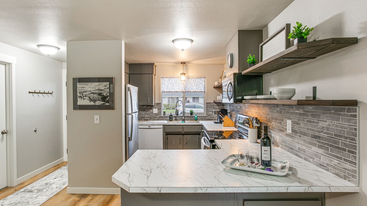 Photo of Others in Enumclaw