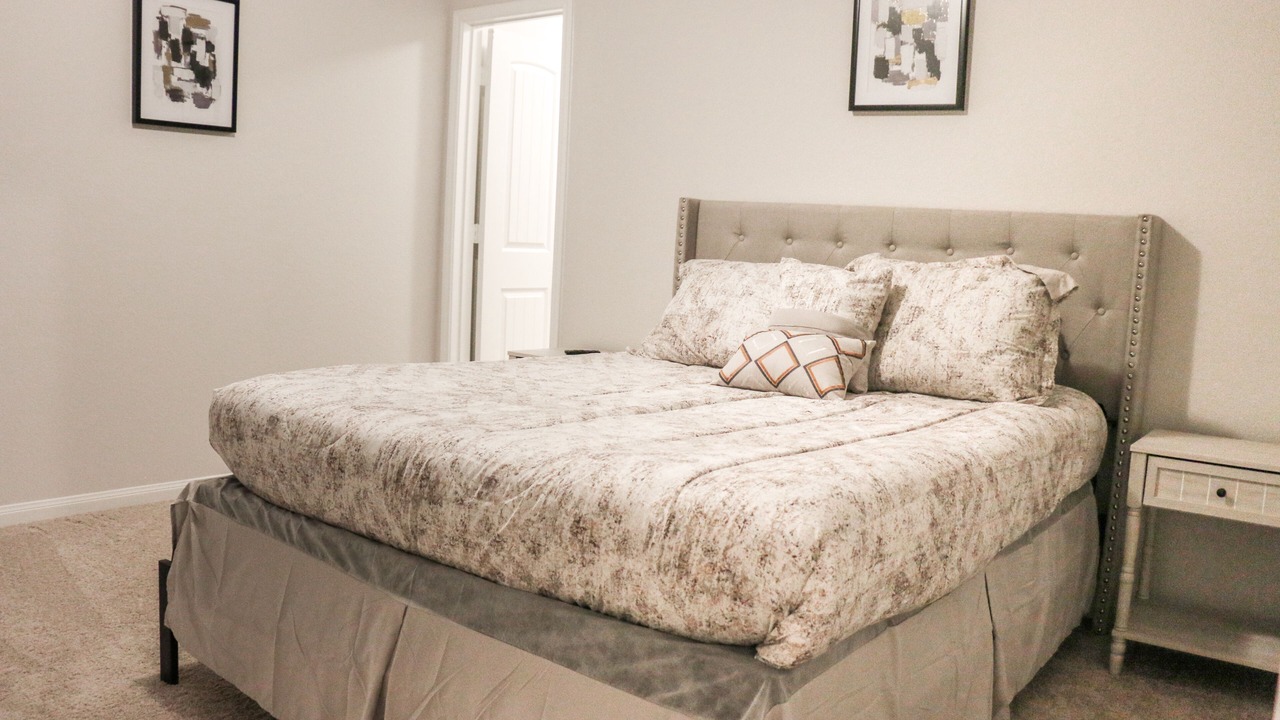 Photo of Bedroom in Spring