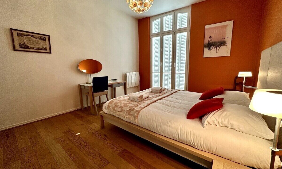 Photo of Bedroom in Reims City Centre