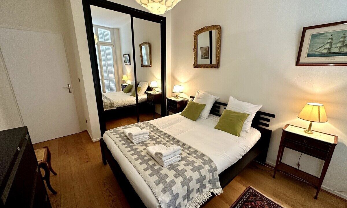 Photo of Bedroom in Reims City Centre