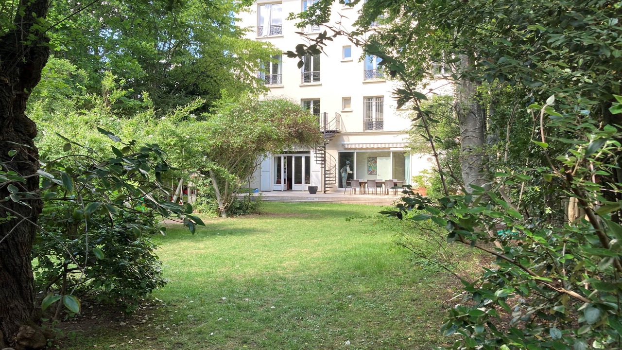 Photo of Outdoor in Parchamp–Albert Kahn