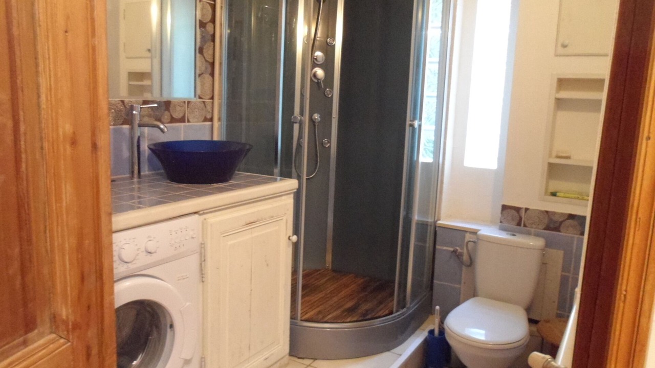 Photo of Bathroom in Uchaux