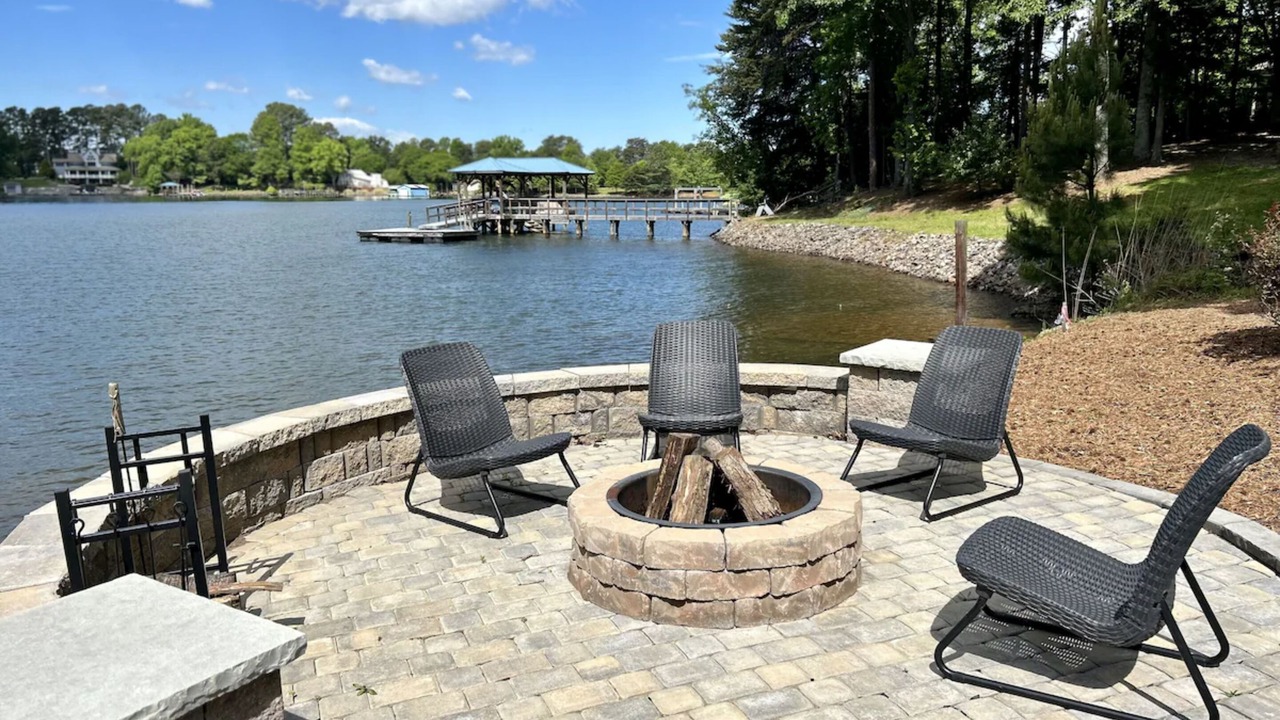 Photo of Outdoor in Mayhew