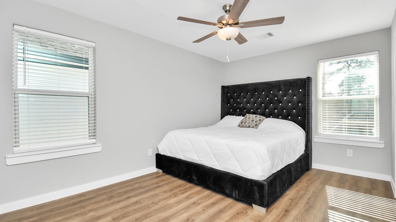 Photo of Bedroom in Northeast Houston