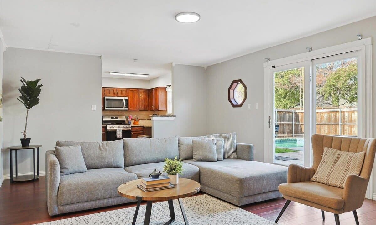 Photo of Livingroom in Plano