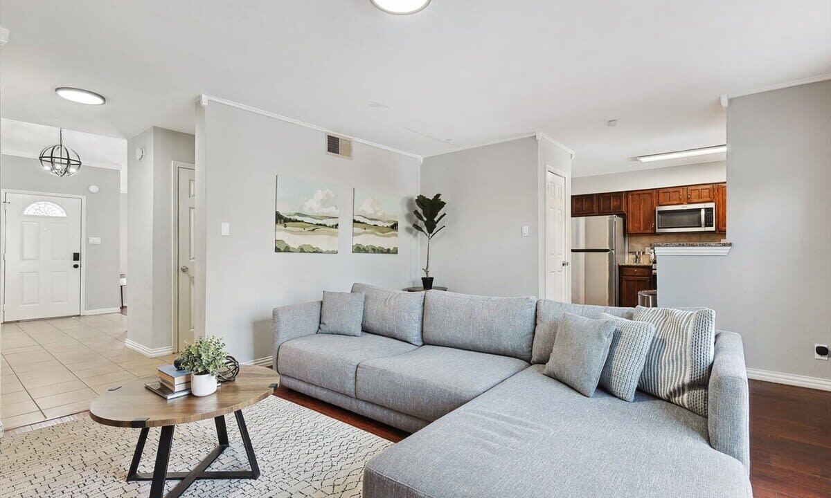 Photo of Livingroom in Plano
