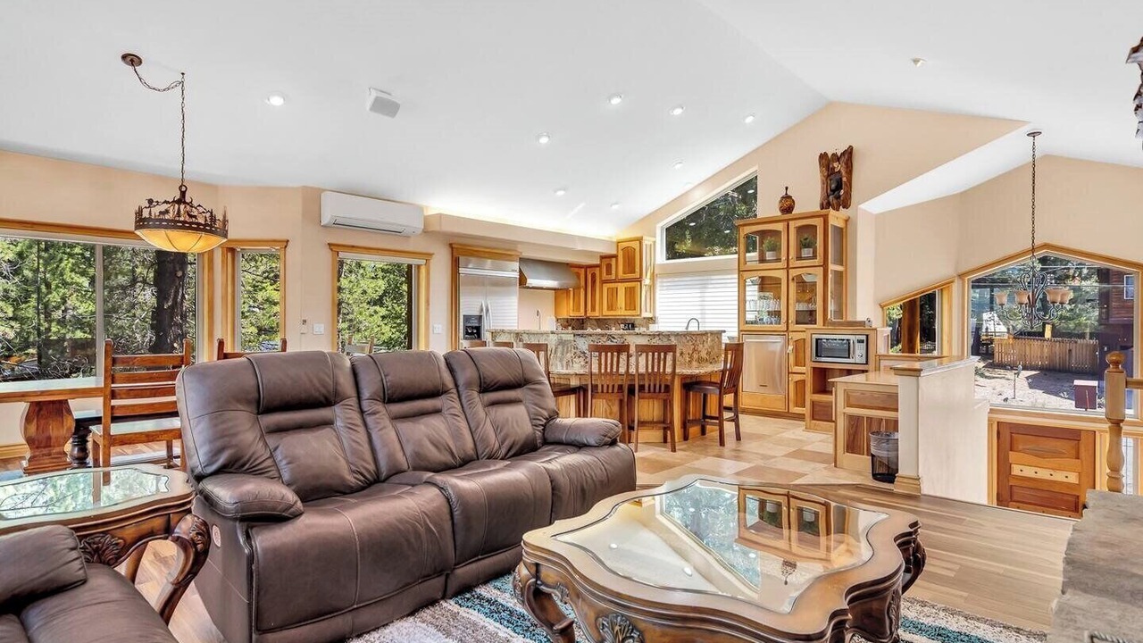 Photo of Others in Country Club Estates