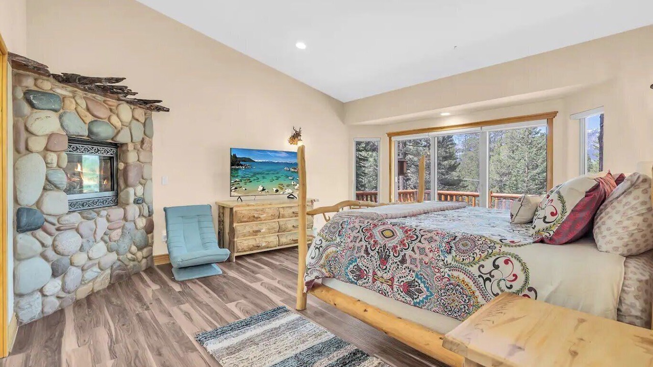 Photo of Livingroom in Country Club Estates