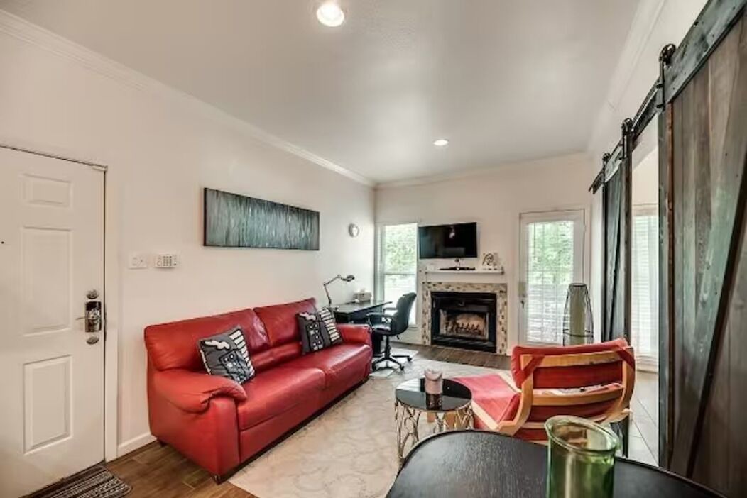 Photo of Livingroom in Irving