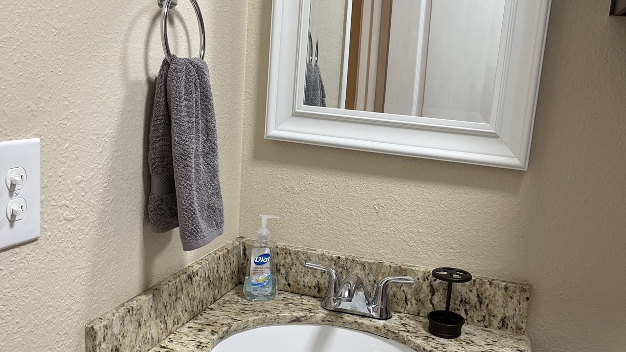 Photo of Bathroom in Donna