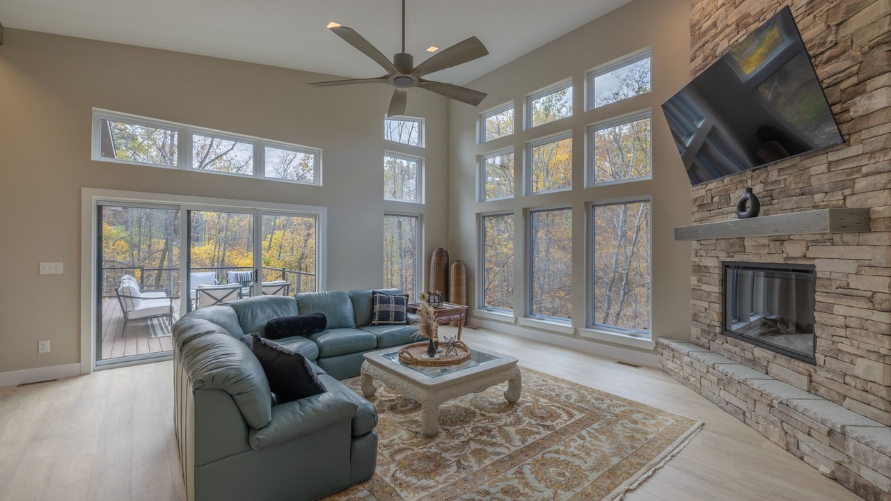Photo of Livingroom in Innsbrook