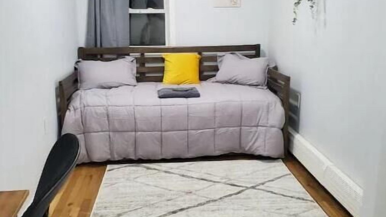 Photo of Bedroom in Ocean Hill