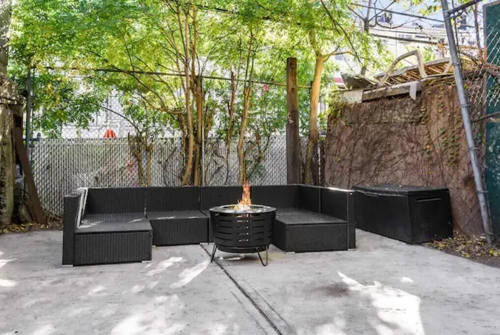 Photo of Patio Balcony in Ocean Hill