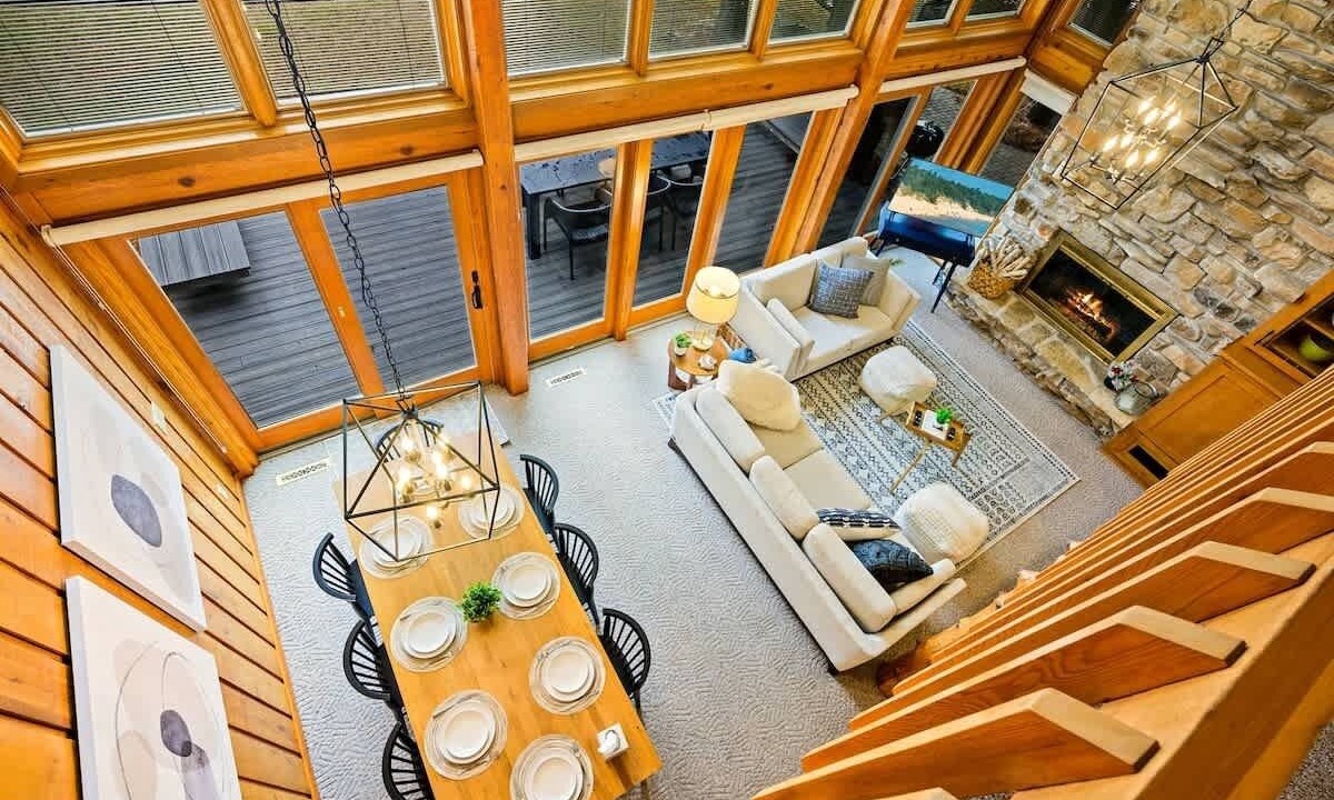 Photo of Livingroom in Baileys Harbor