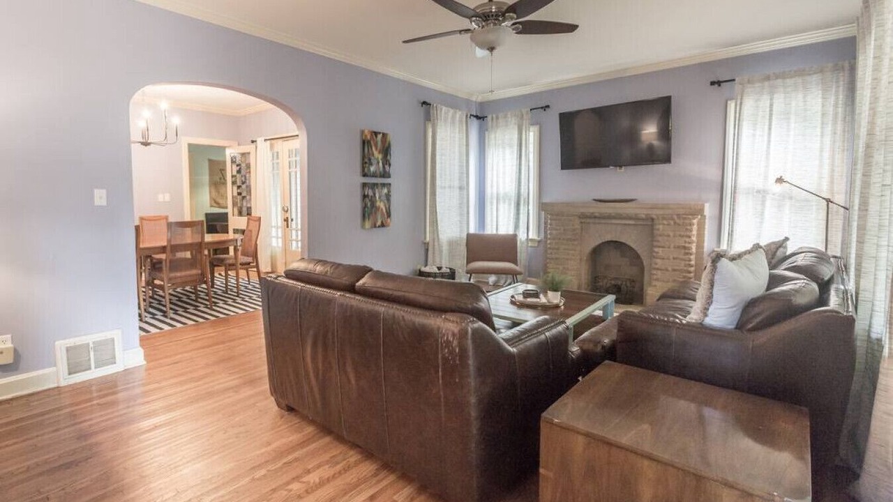 Photo of Livingroom in Maple Ridge