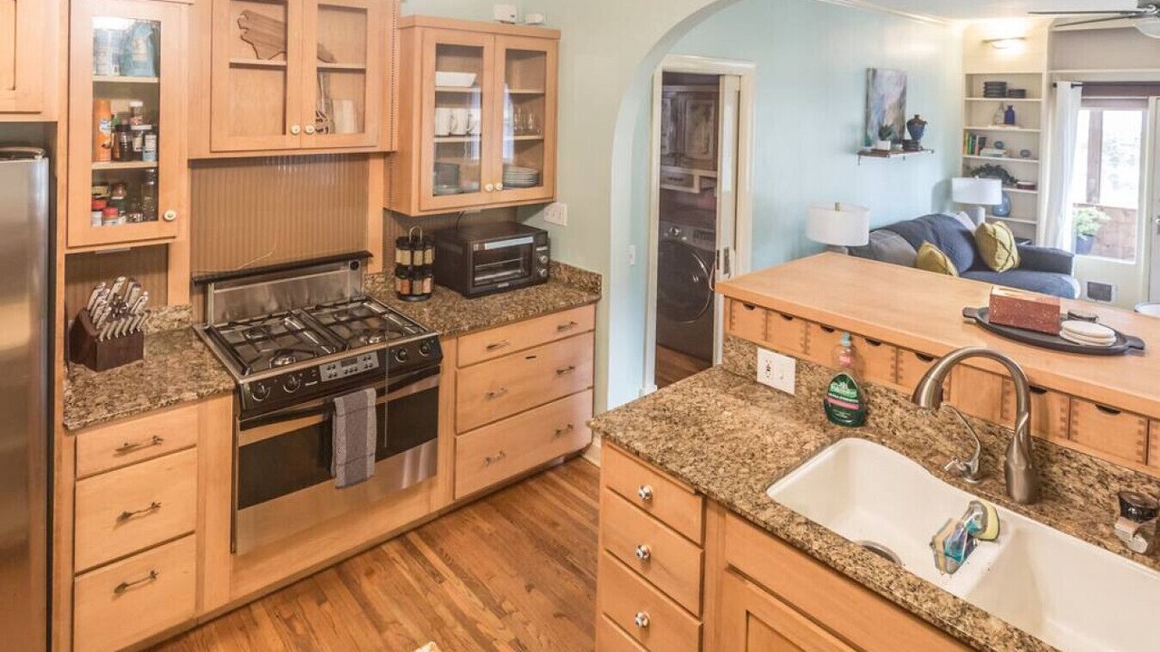 Photo of Kitchen in Maple Ridge