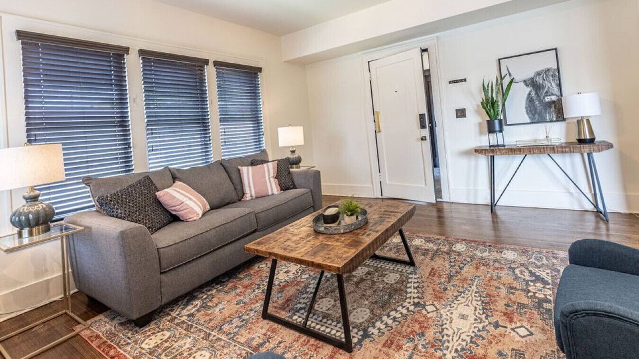 Photo of Livingroom in Maple Ridge