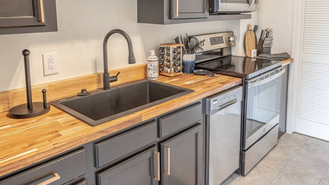 Photo of Kitchen in Maple Ridge