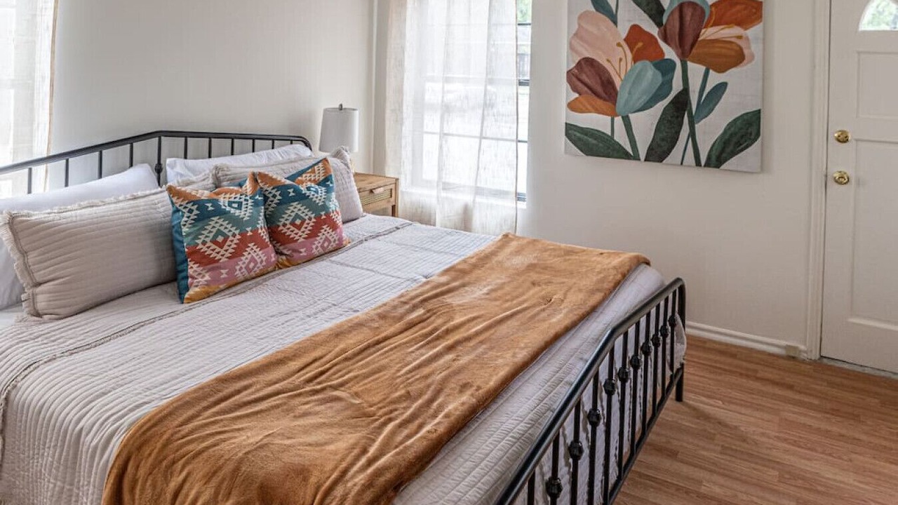 Photo of Bedroom in Maple Ridge