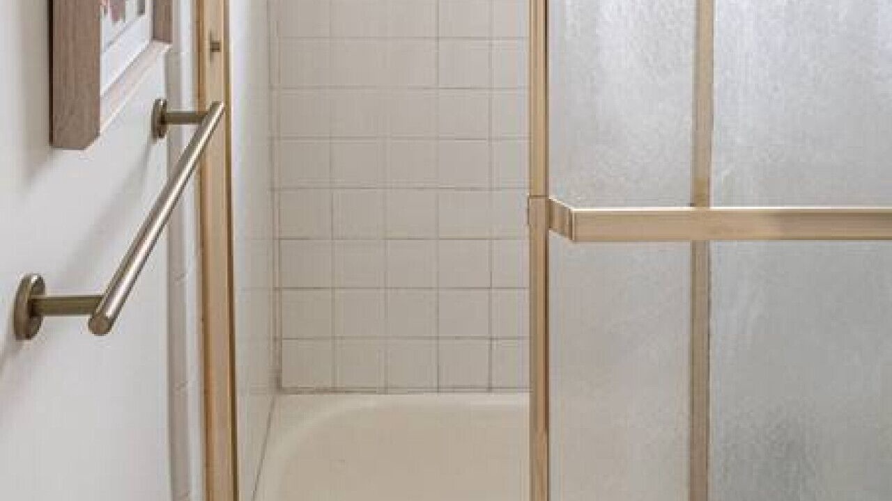 Photo of Bathroom in Maple Ridge