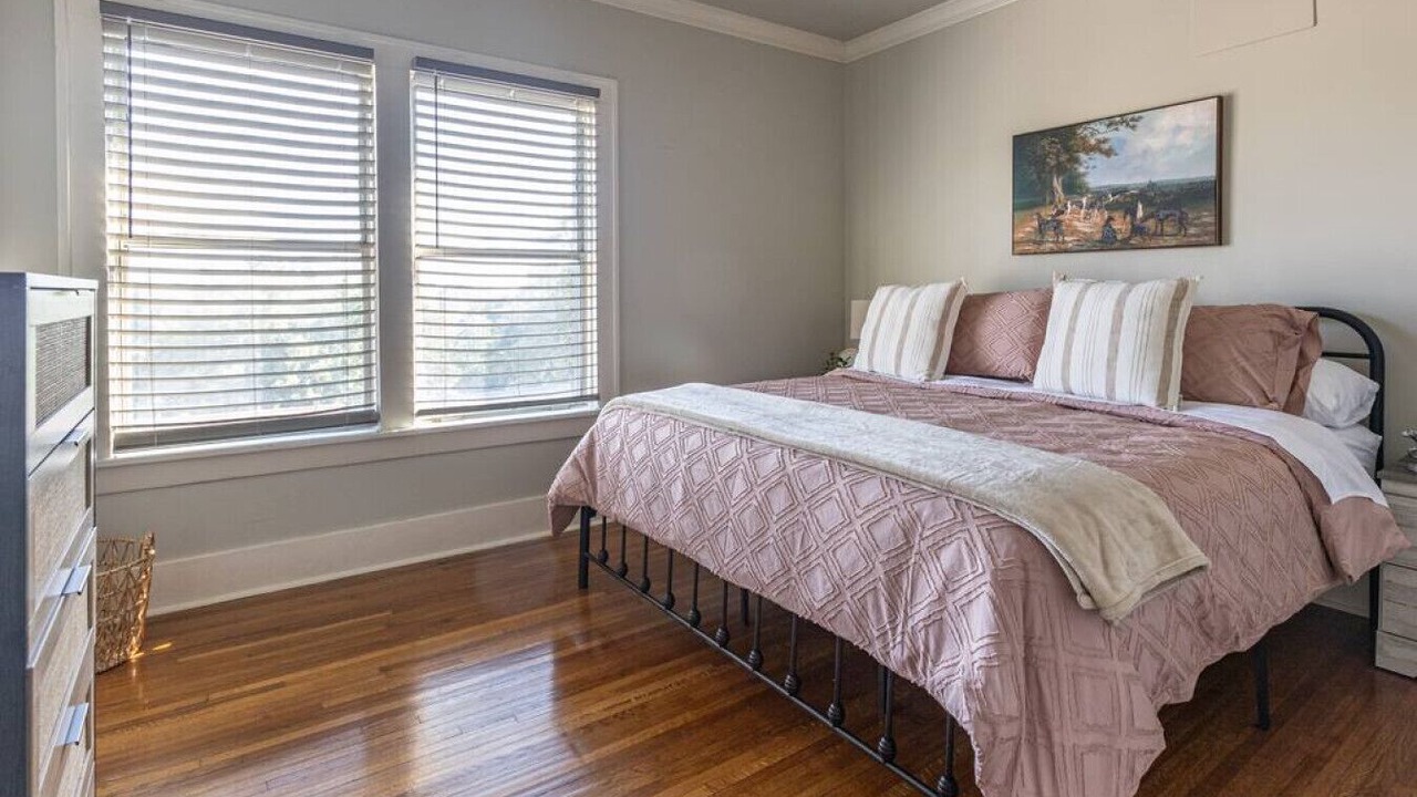 Photo of Bedroom in Maple Ridge