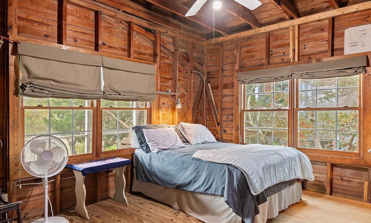 Photo of Bedroom in Pawleys Island