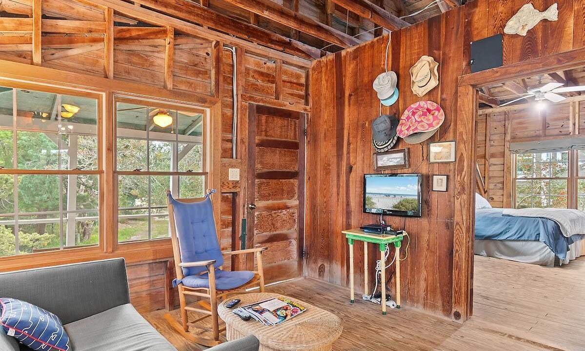Photo of Livingroom in Pawleys Island
