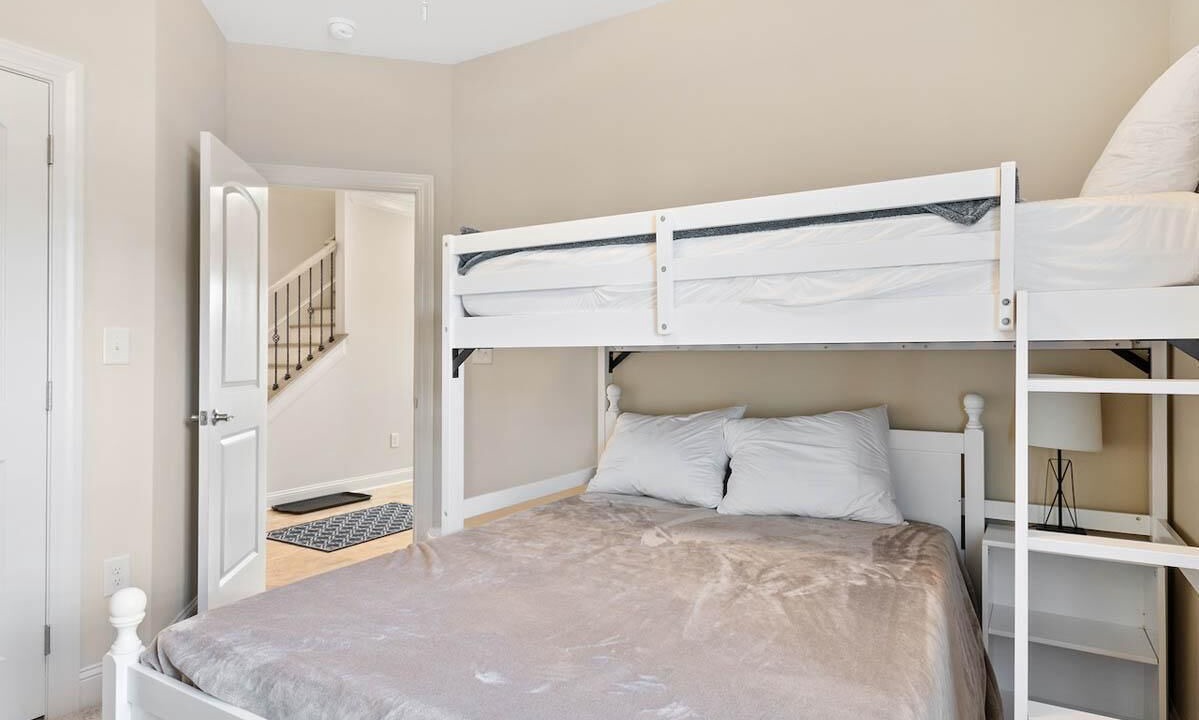 Photo of Bedroom in Murrells Inlet