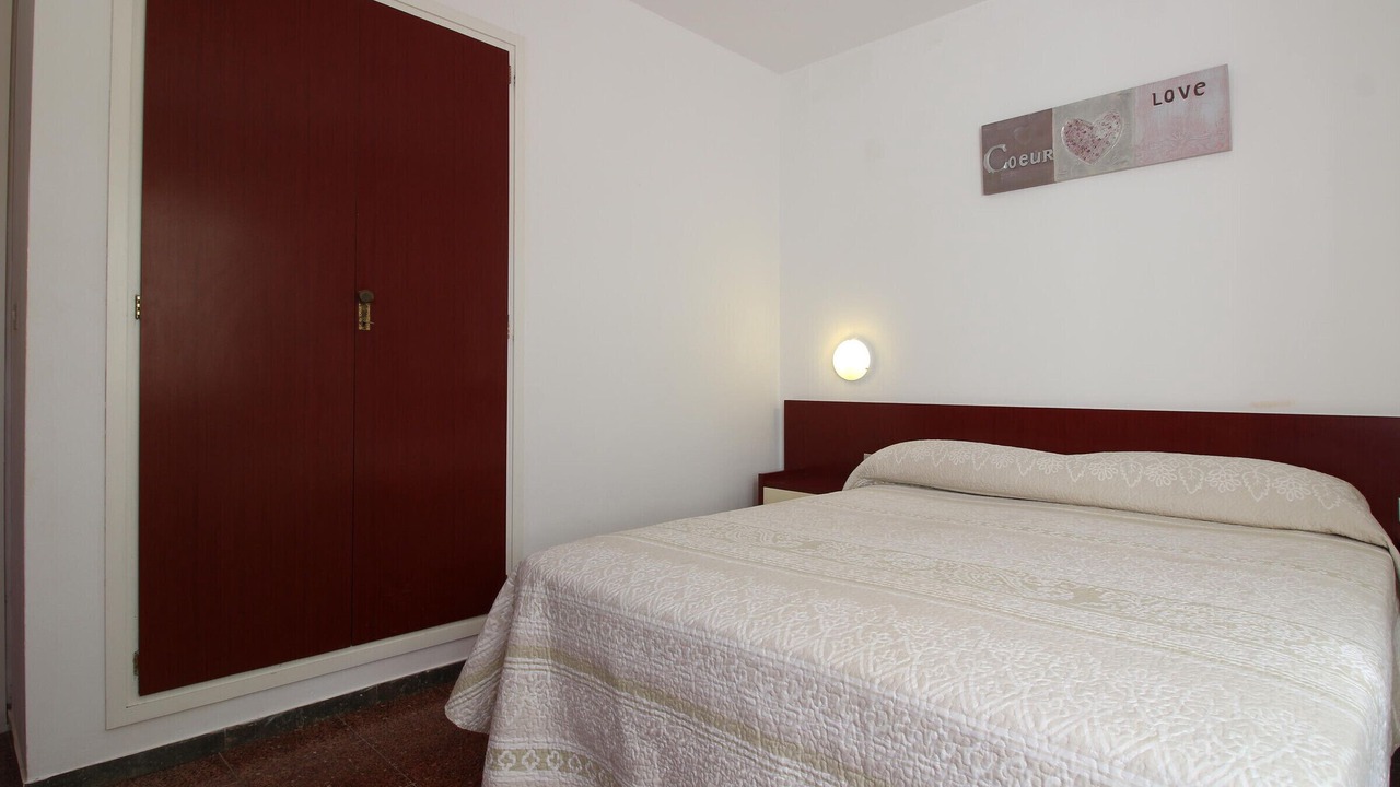 Photo of Bedroom in Llanca