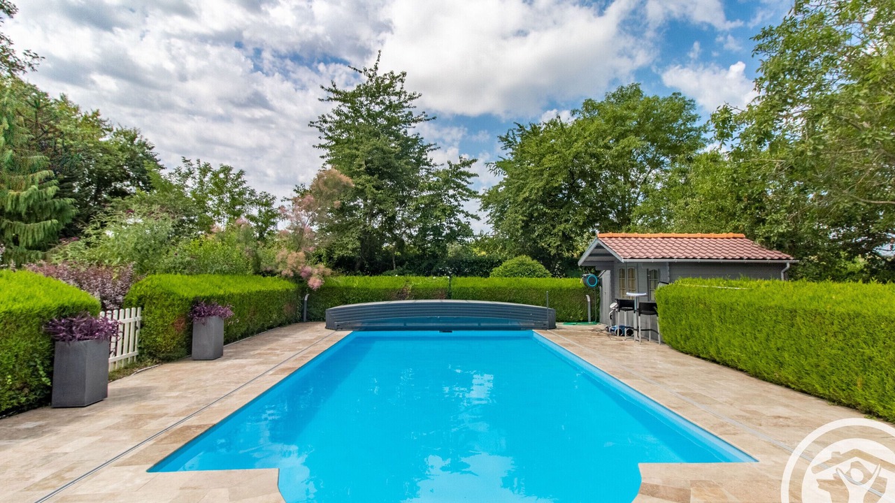 Photo of Outdoor in La Menitre
