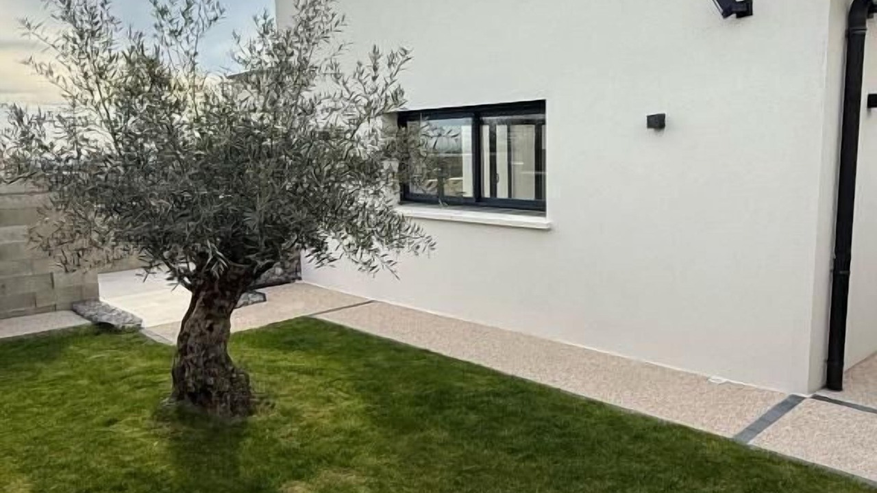 Photo of Outdoor in Corcelles-les-Monts