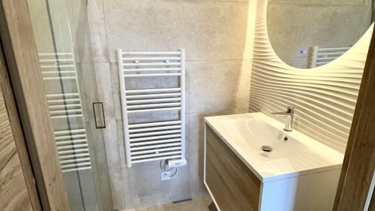 Photo of Bathroom in Corcelles-les-Monts