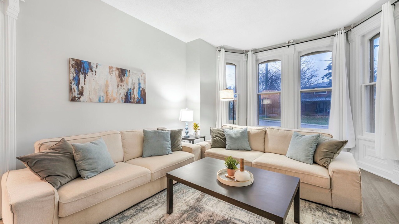Photo of Livingroom in Barrie