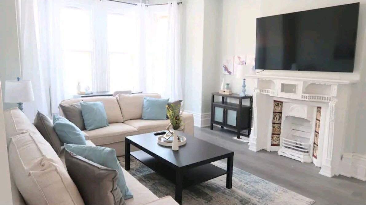 Photo of Livingroom in Barrie