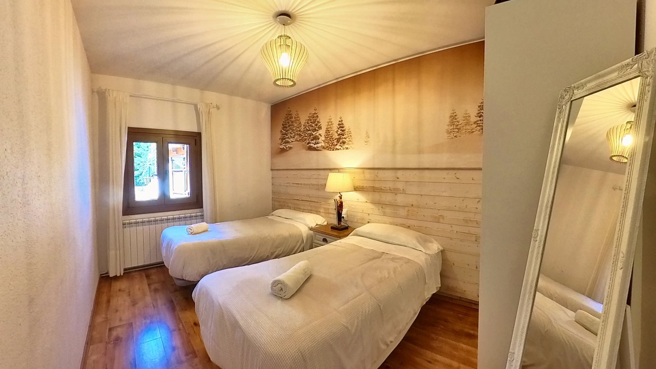 Photo of Bedroom in Panticosa