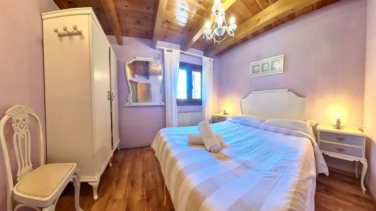 Photo of Bedroom in Panticosa