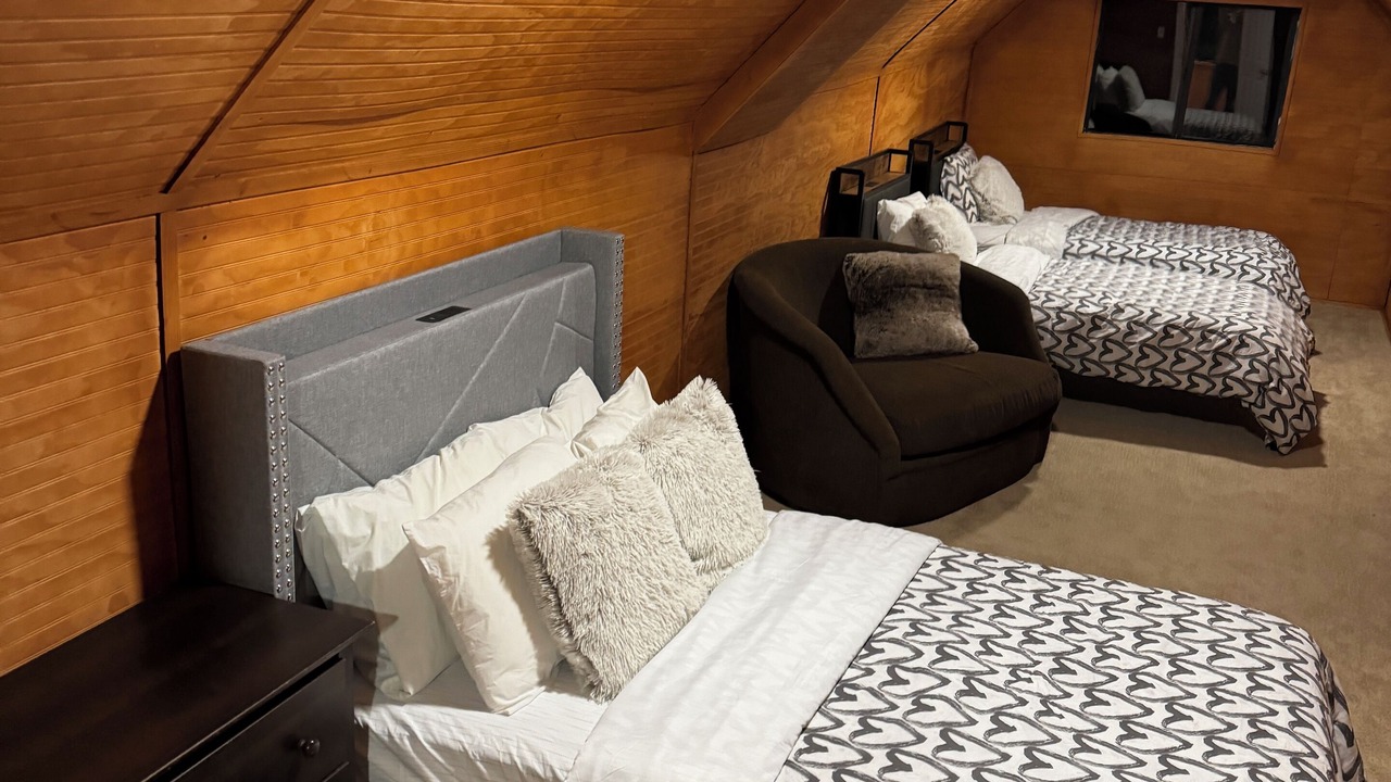Photo of Bedroom in Echo Lake