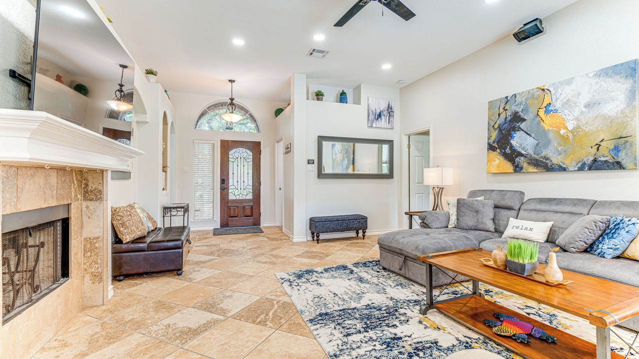 Photo of Livingroom in Round Rock