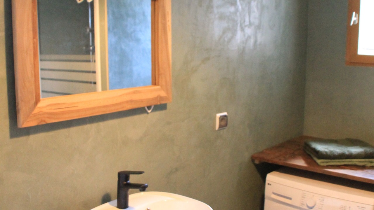 Photo of Bathroom in Saint-Cirgue