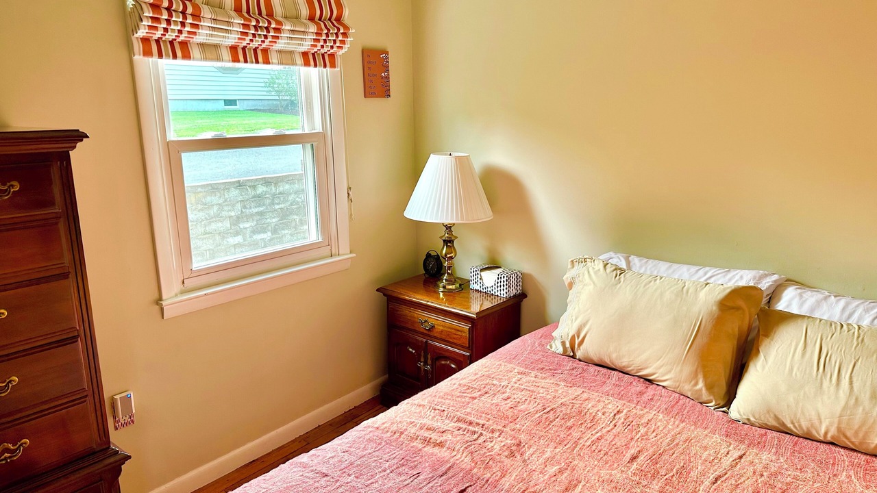 Photo of Bedroom in Sherburne