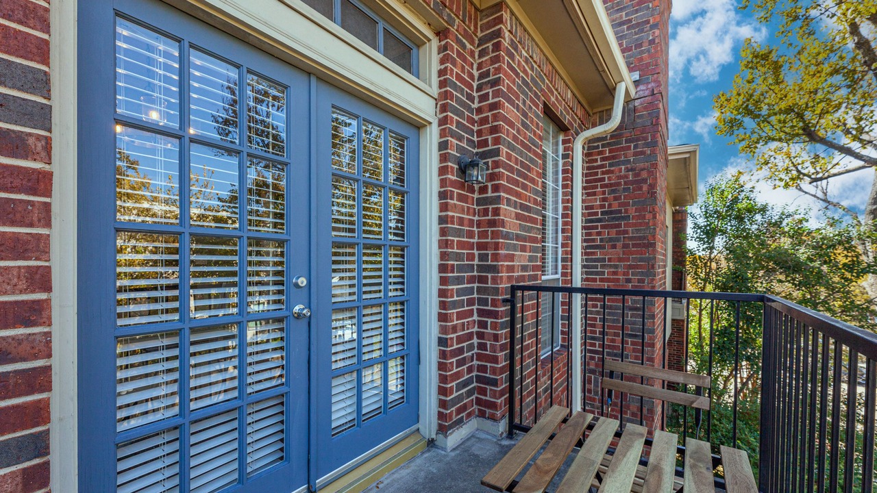 Photo of Outdoor in Oak Lawn