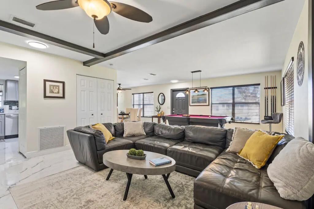 Photo of Livingroom in Tropic