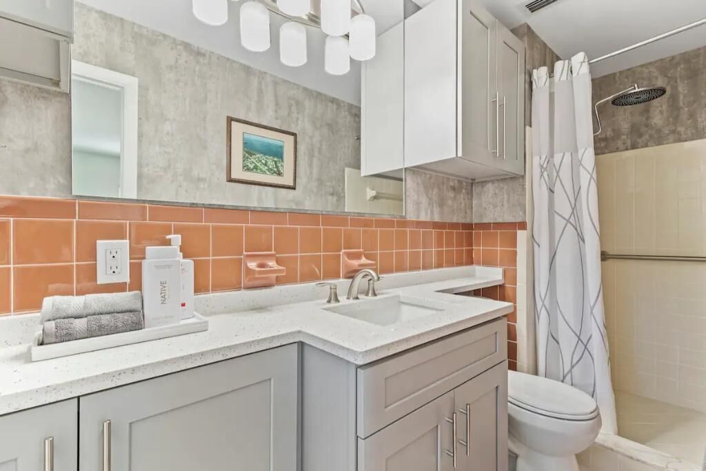 Photo of Bathroom in Tropic