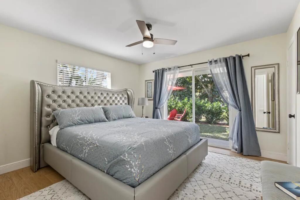 Photo of Bedroom in Tropic