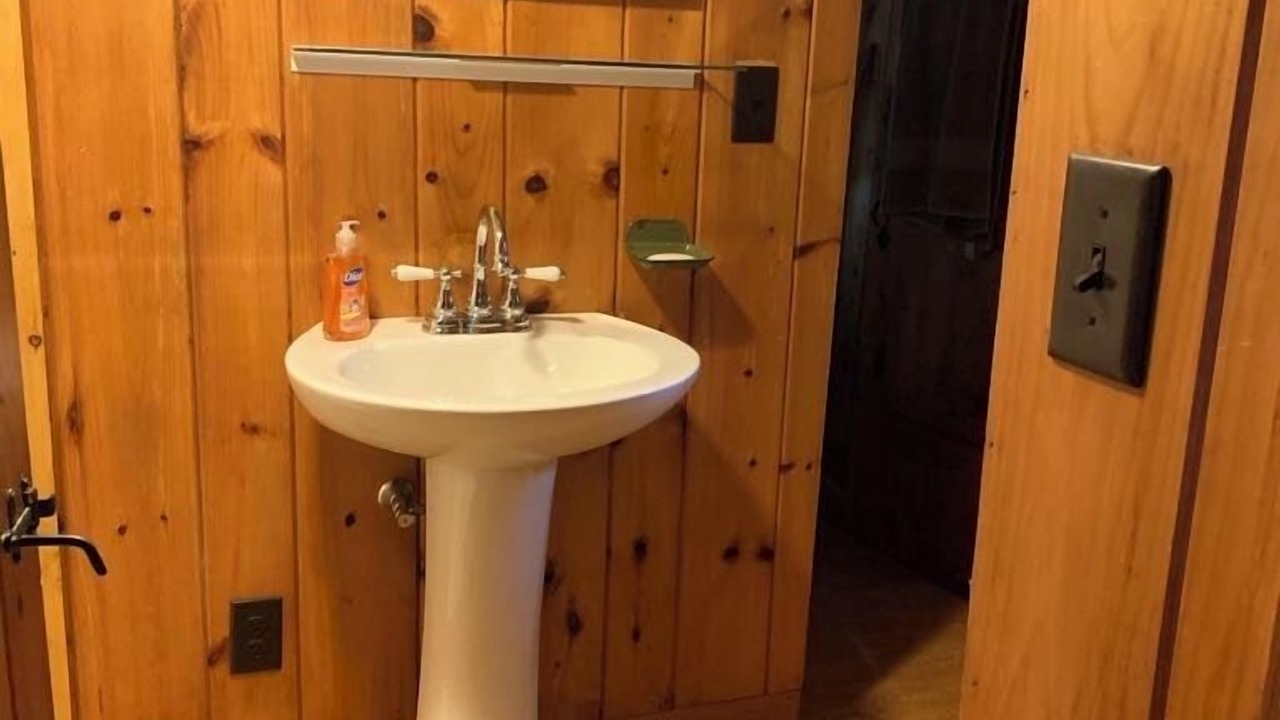 Photo of Bathroom in Naples